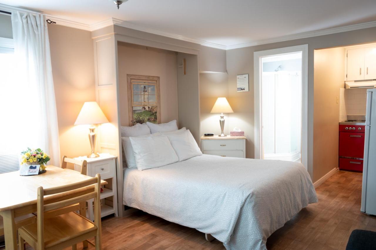 Complexe D'Hebergement La Maison Touristique Dugas Caraquet Dış mekan fotoğraf